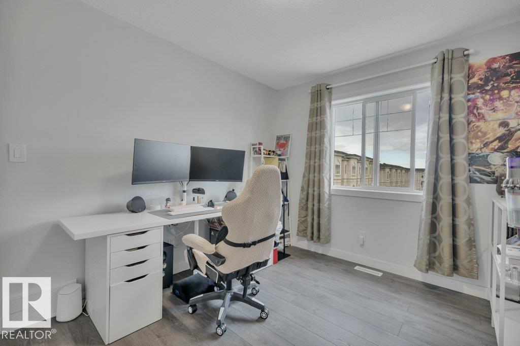 Photo 21 of 32 723 172 St Sw, Edmonton AB