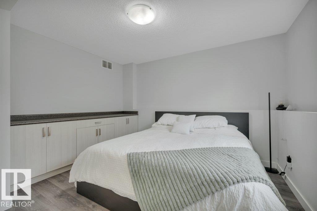 Photo 9 of 32 723 172 St Sw, Edmonton AB