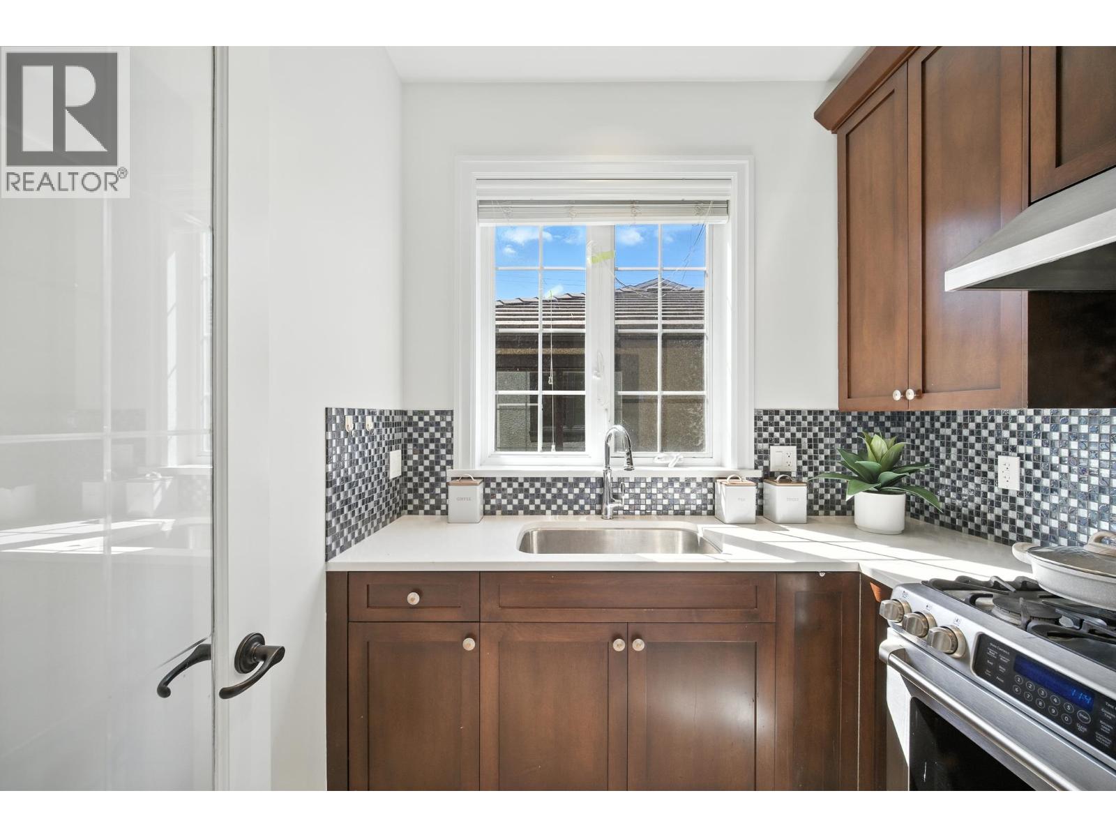 Photo 22 of 4676 Burke Street, Burnaby BC