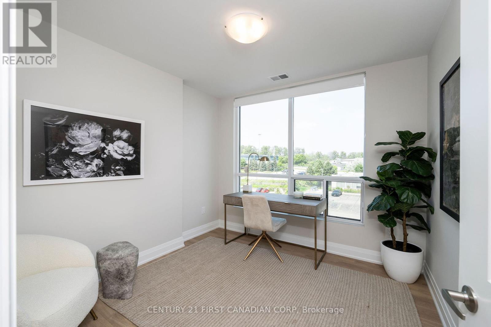 Photo 16 of 906 4286 King Street, Kitchener ON