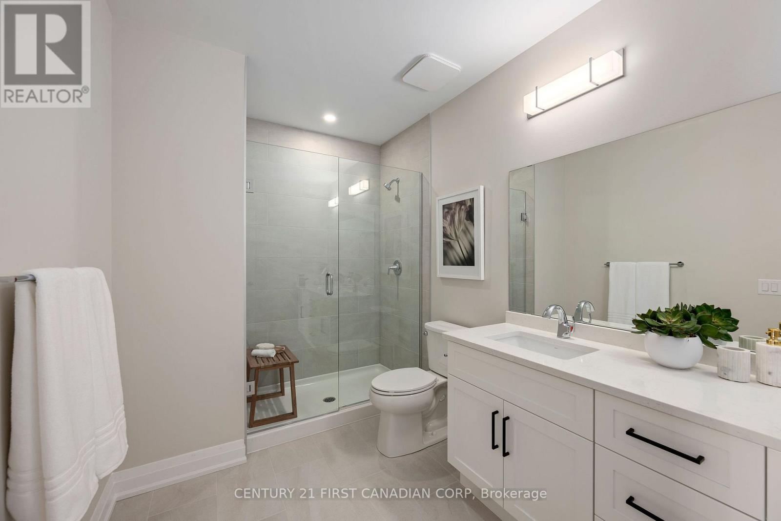 Photo 18 of 906 4286 King Street, Kitchener ON