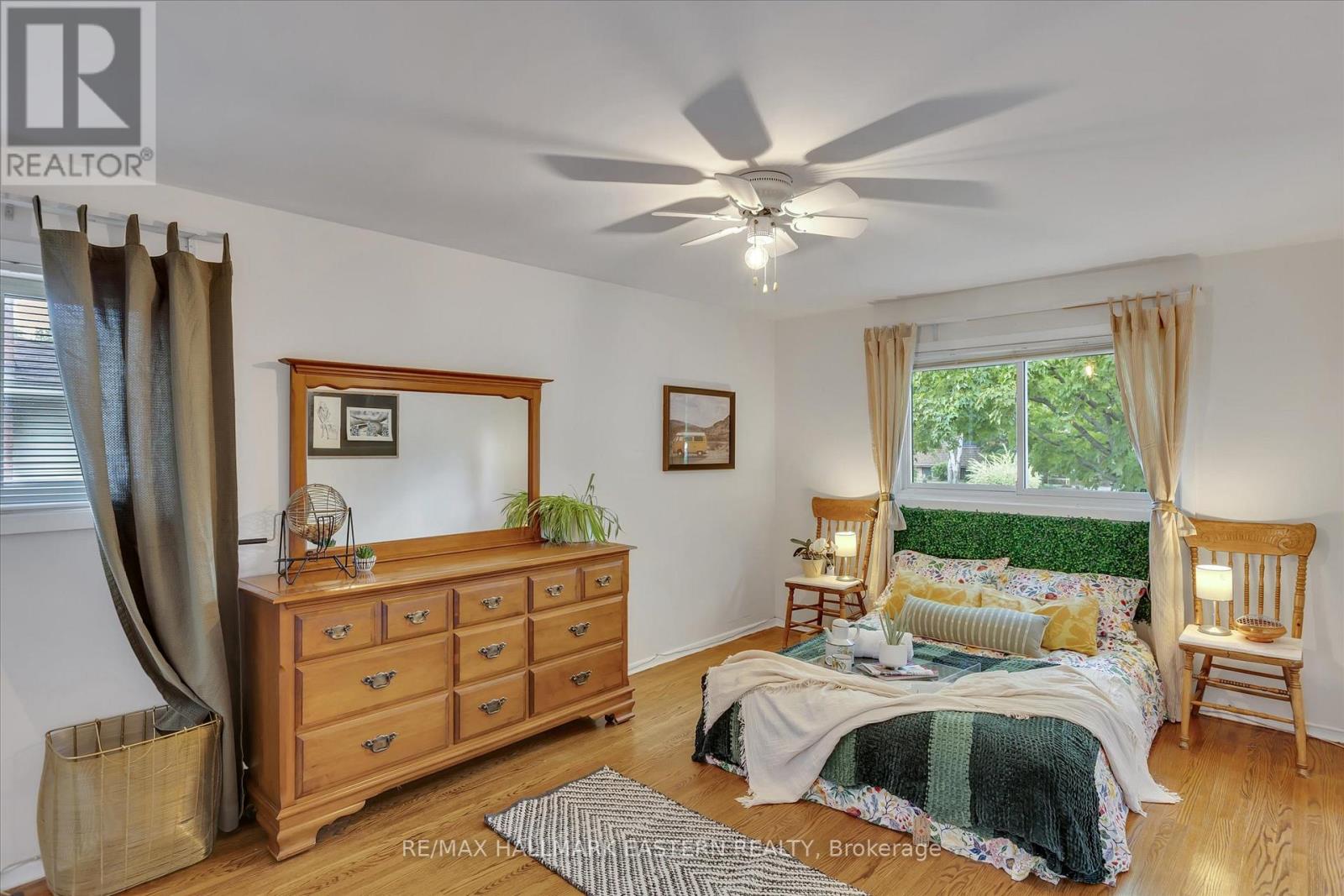 Photo 31 of 33 Parkview Drive, Peterborough North ON