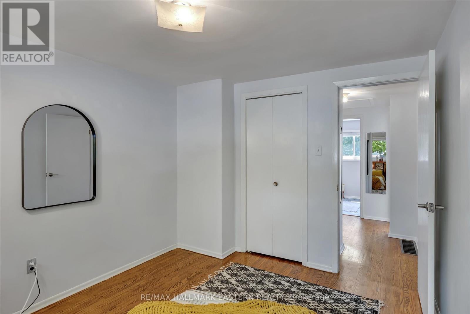 Photo 29 of 33 Parkview Drive, Peterborough North ON