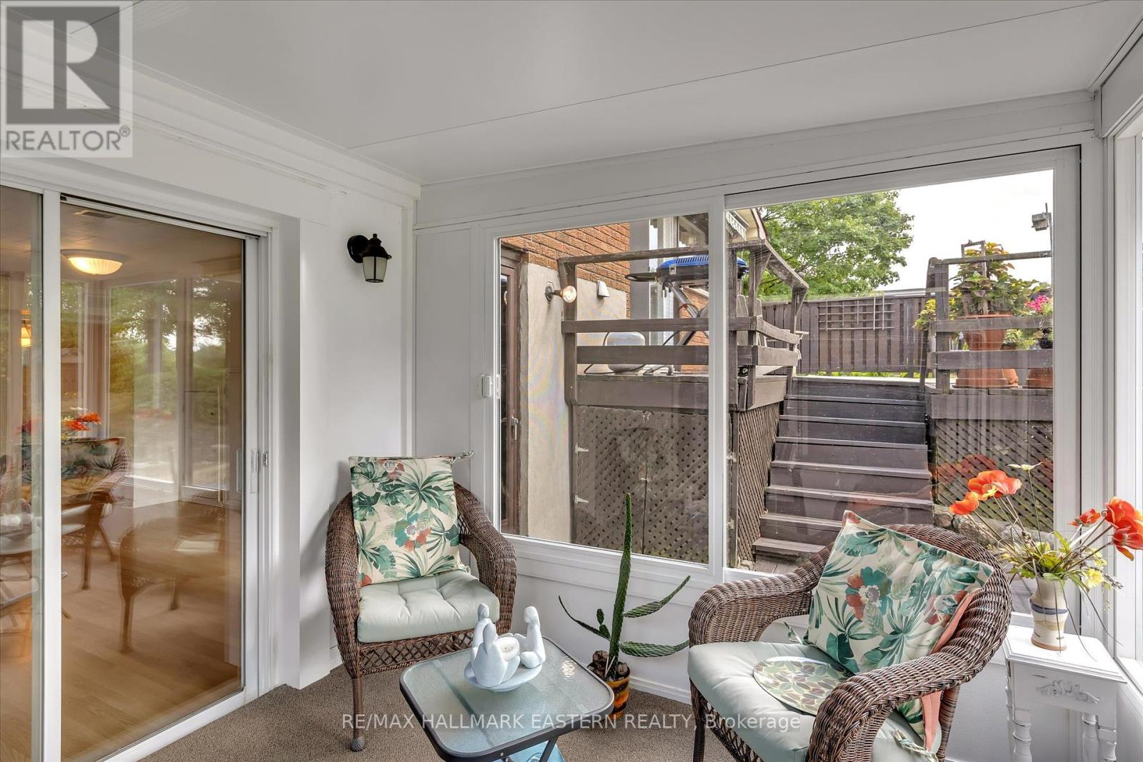 Photo 1 of 33 Parkview Drive, Peterborough North ON