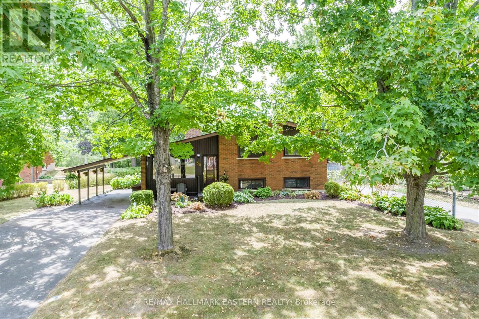 Photo 41 of 33 Parkview Drive, Peterborough North ON