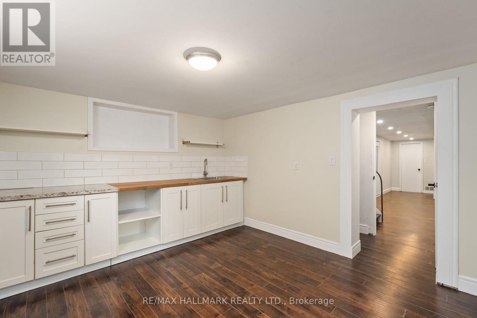 Photo 18 of 21 King High Avenue, Toronto ON