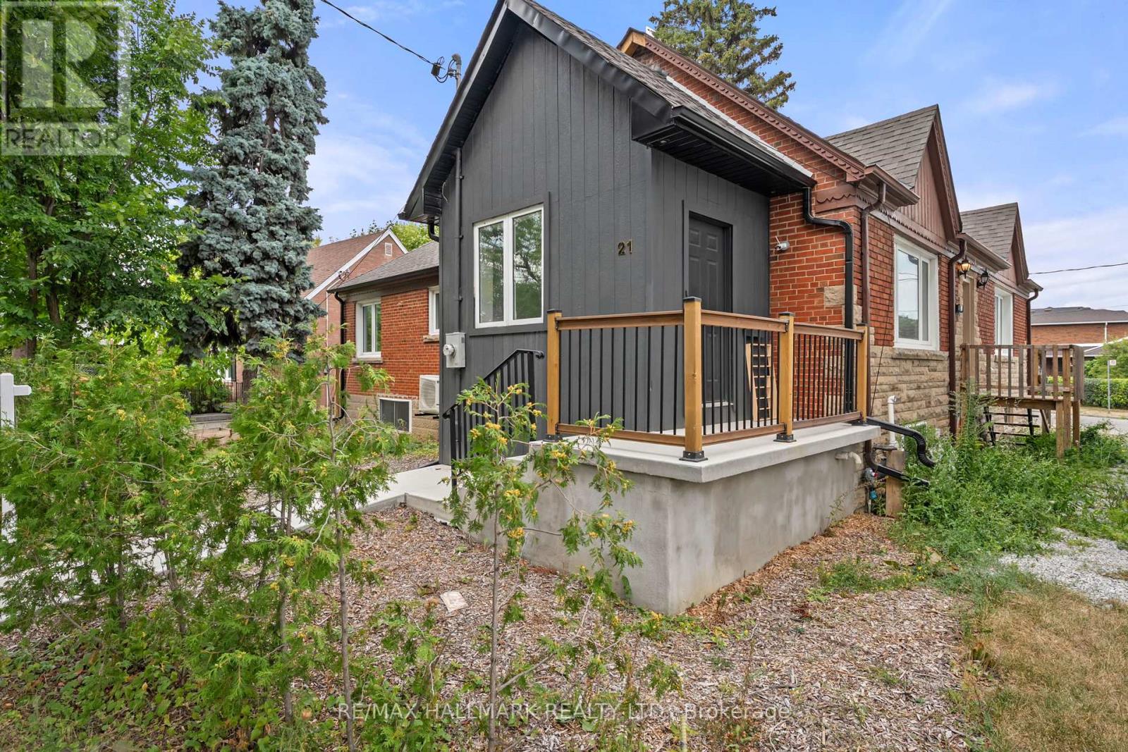 Photo 16 of 21 King High Avenue, Toronto ON