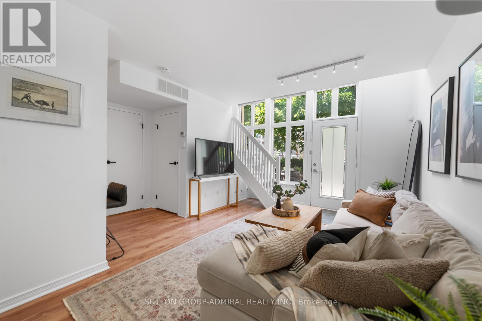 Photo 8 of 1230 21 Pirandello Street, Toronto ON