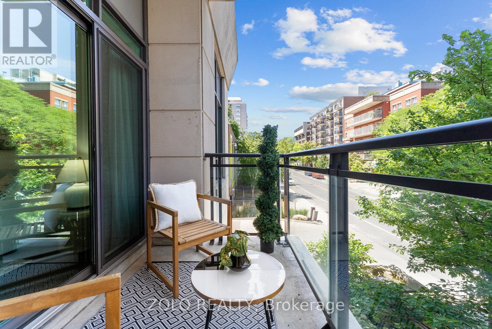 Photo 26 of 113 319 Merton Street, Toronto ON