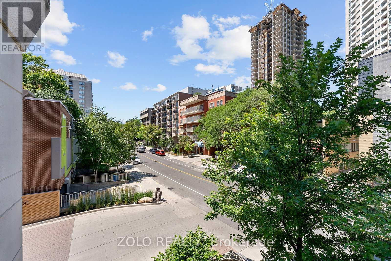 Photo 23 of 113 319 Merton Street, Toronto ON