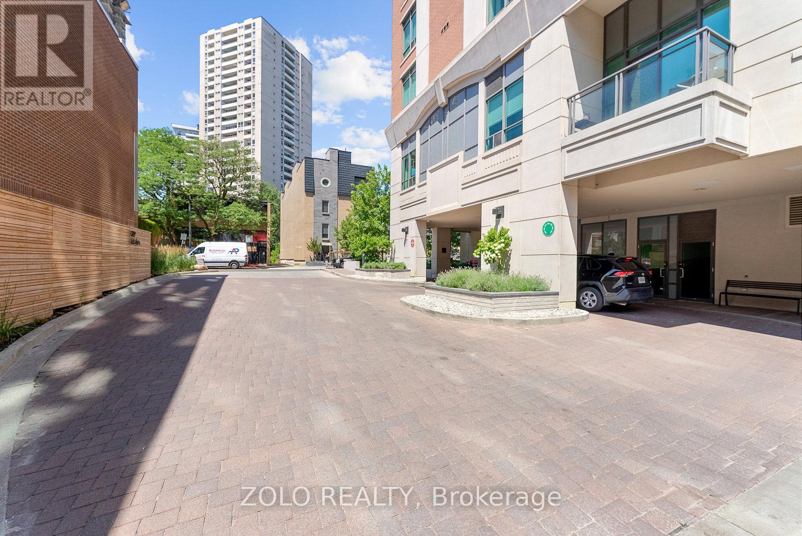 Photo 31 of 113 319 Merton Street, Toronto ON