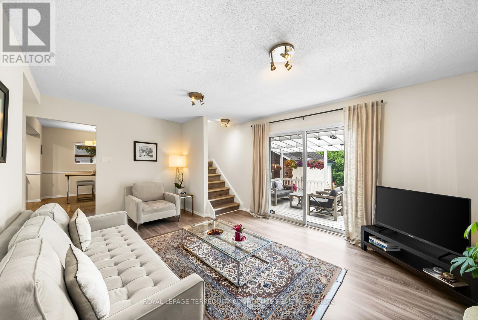 Photo 17 of 237 Churchill Avenue, Toronto ON