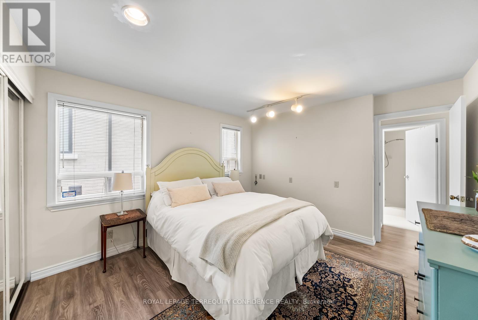 Photo 19 of 237 Churchill Avenue, Toronto ON