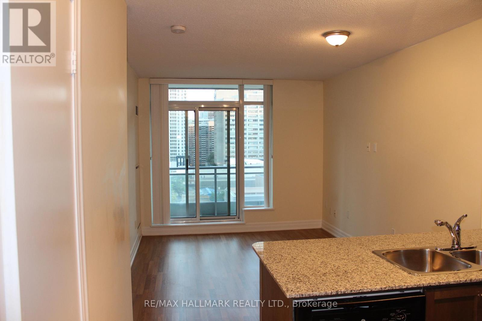Photo 6 of 1205 8 Scollard Street, Toronto ON