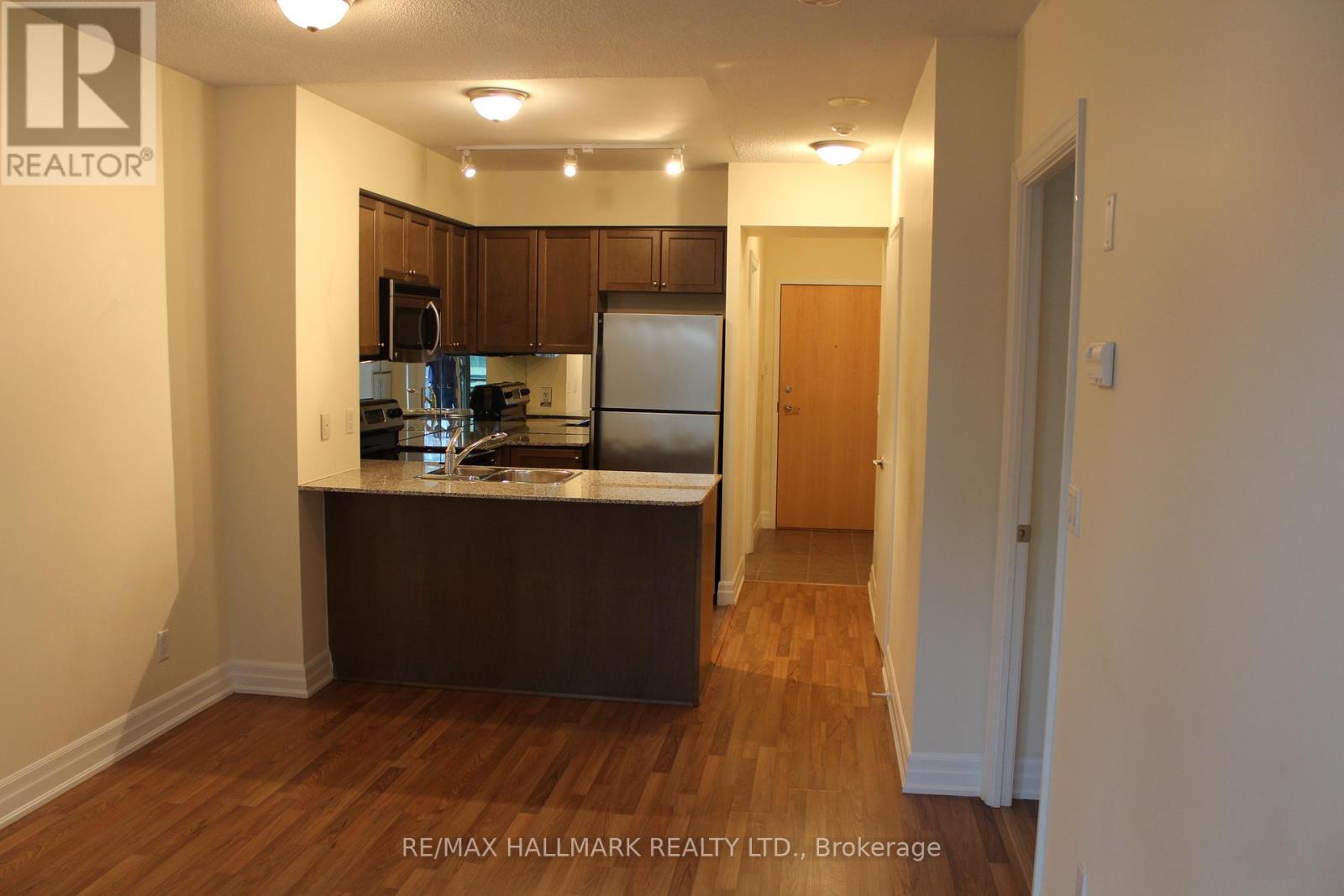 Photo 13 of 1205 8 Scollard Street, Toronto ON