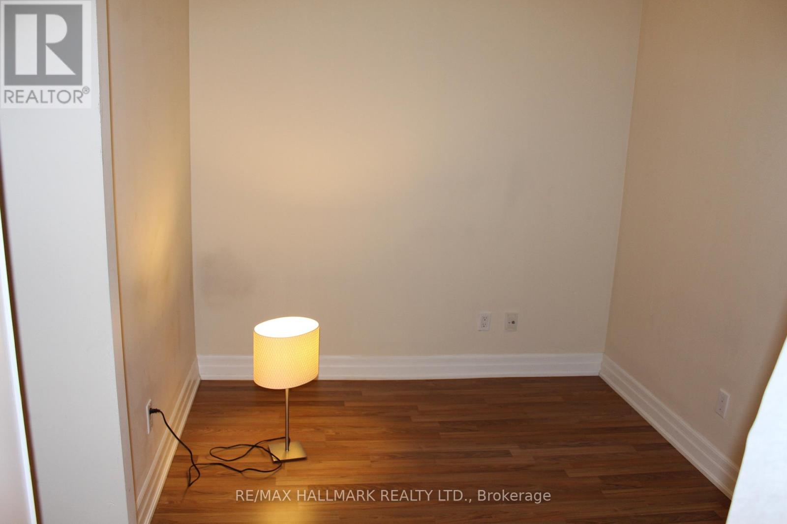Photo 3 of 1205 8 Scollard Street, Toronto ON