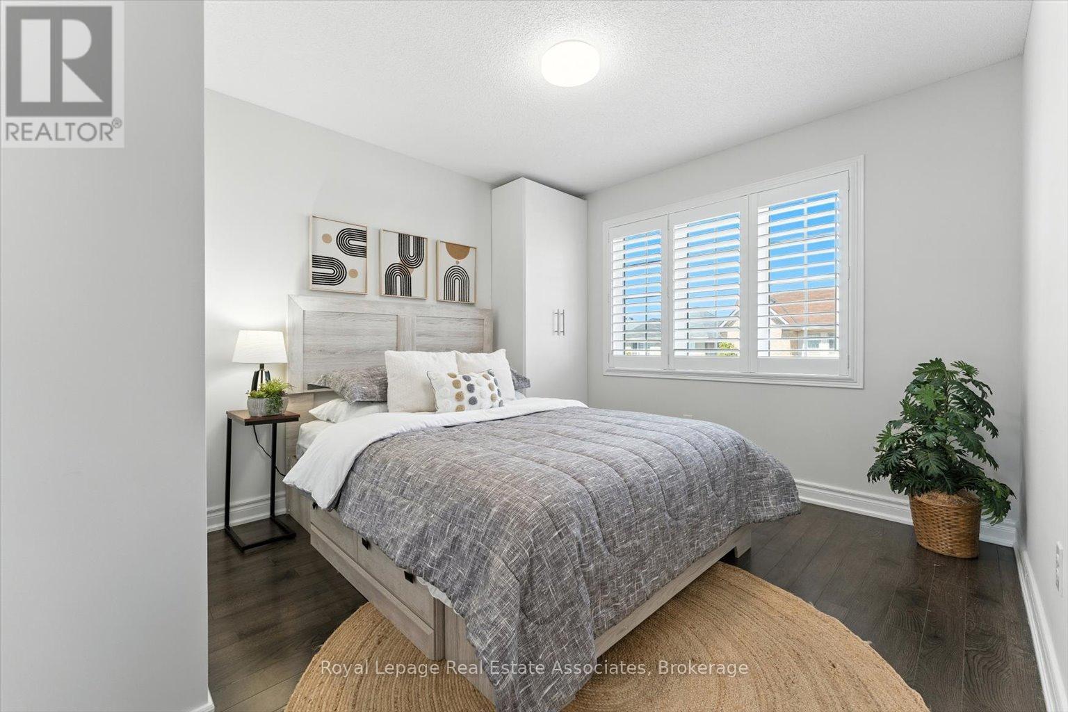 Photo 26 of 17 Holroyd Street, Ajax ON