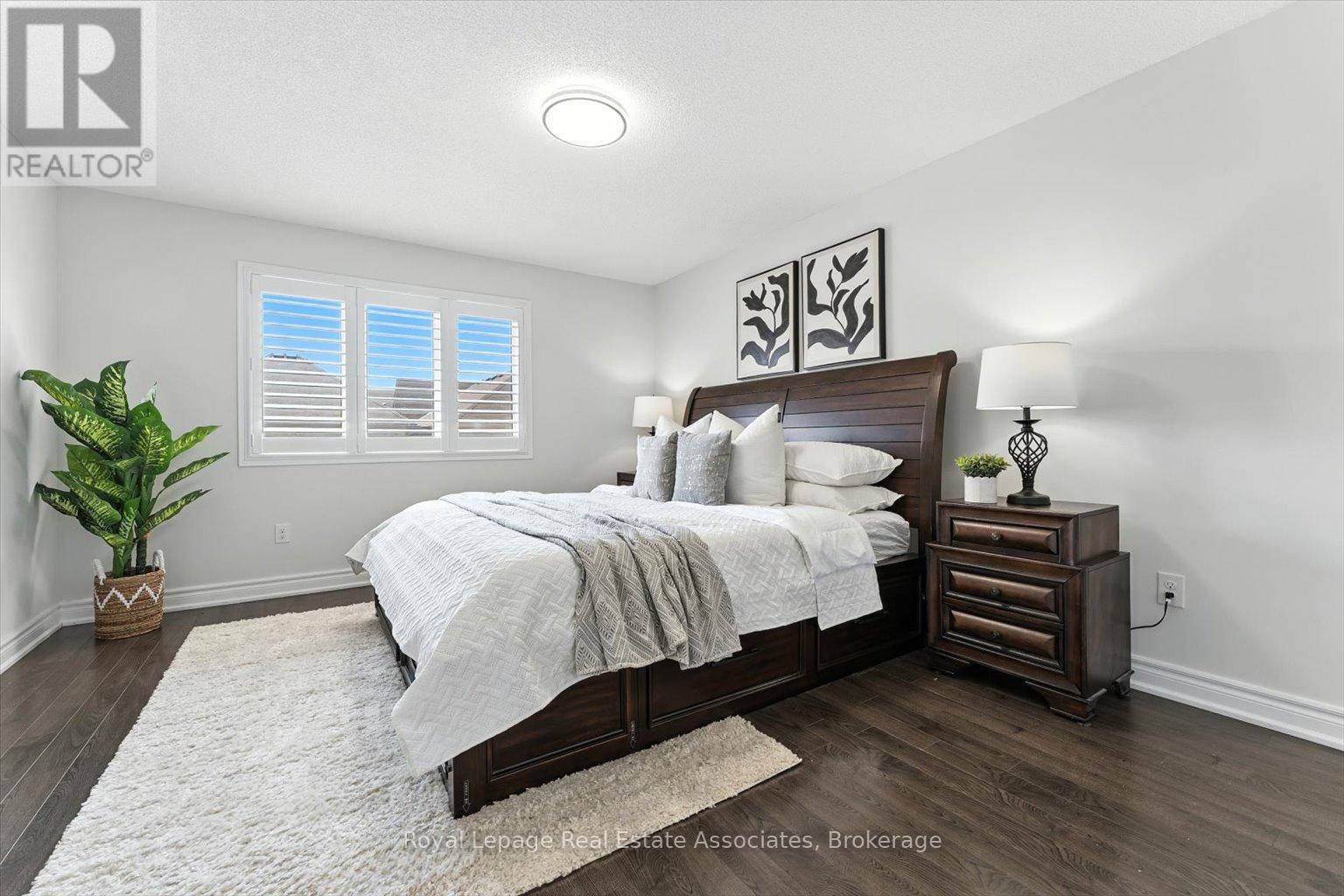 Photo 28 of 17 Holroyd Street, Ajax ON
