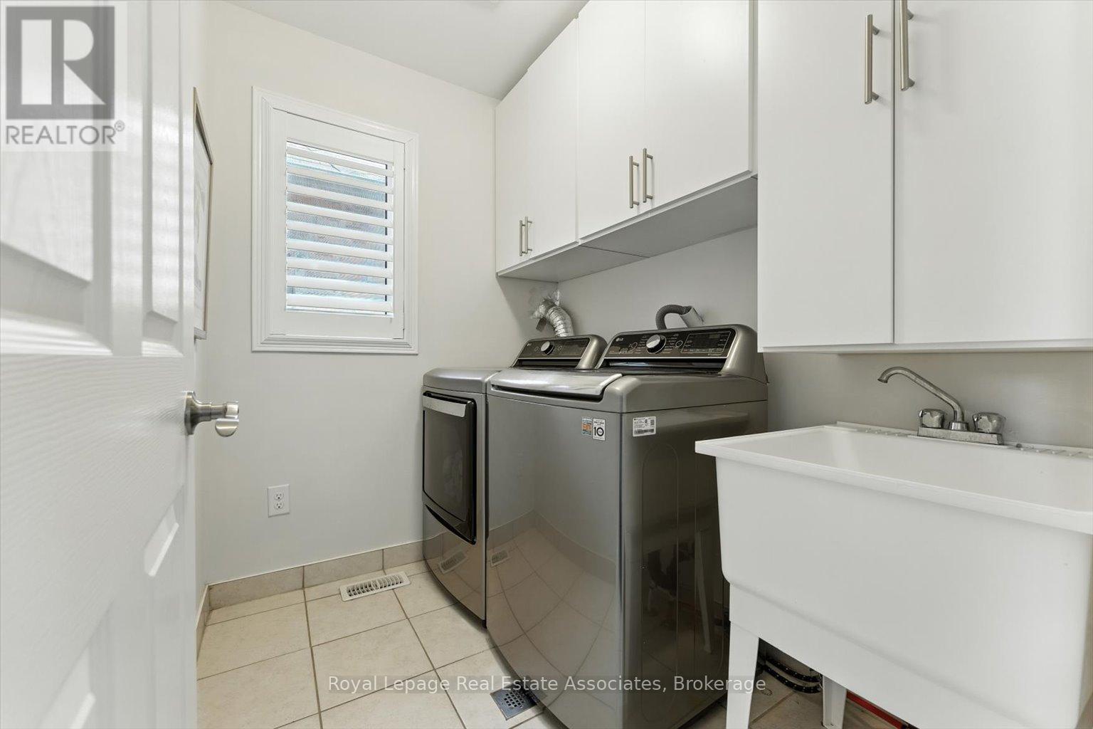 Photo 31 of 17 Holroyd Street, Ajax ON
