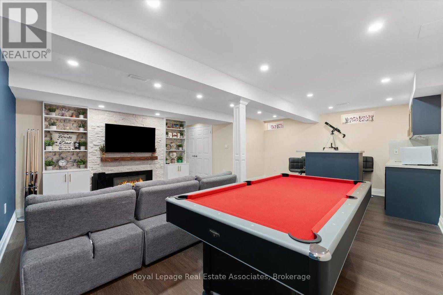 Photo 37 of 17 Holroyd Street, Ajax ON