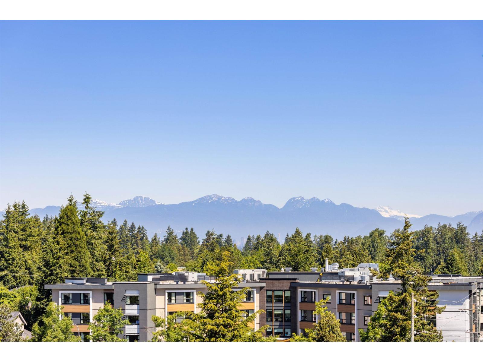 807 1526 FINLAY STREET, White Rock