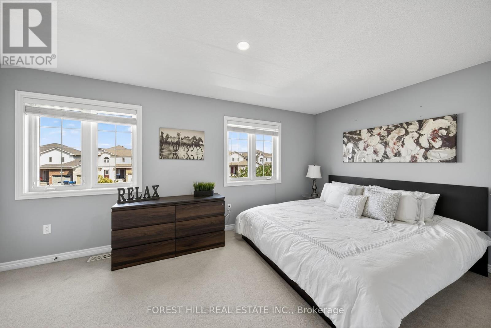 Photo 15 of 160 Banting Crescent, Essa ON