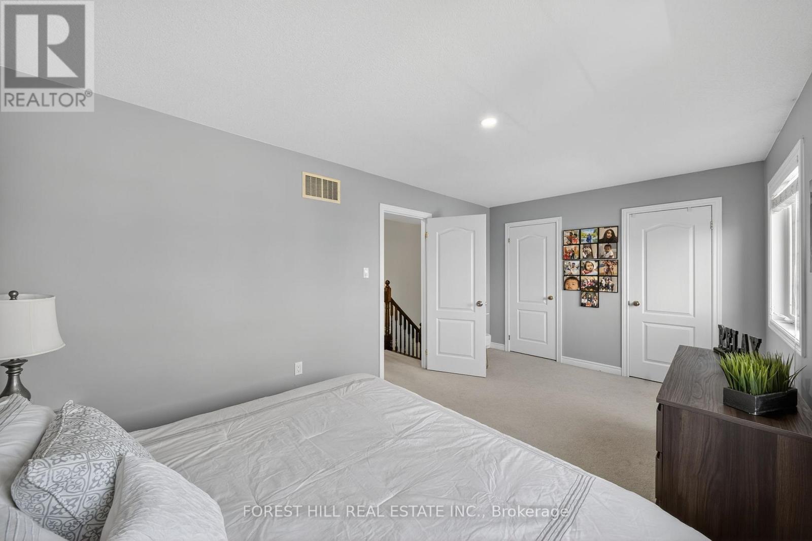 Photo 17 of 160 Banting Crescent, Essa ON