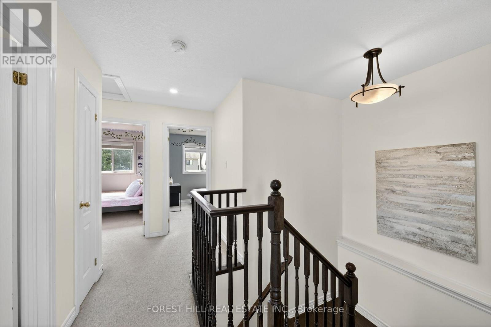 Photo 18 of 160 Banting Crescent, Essa ON