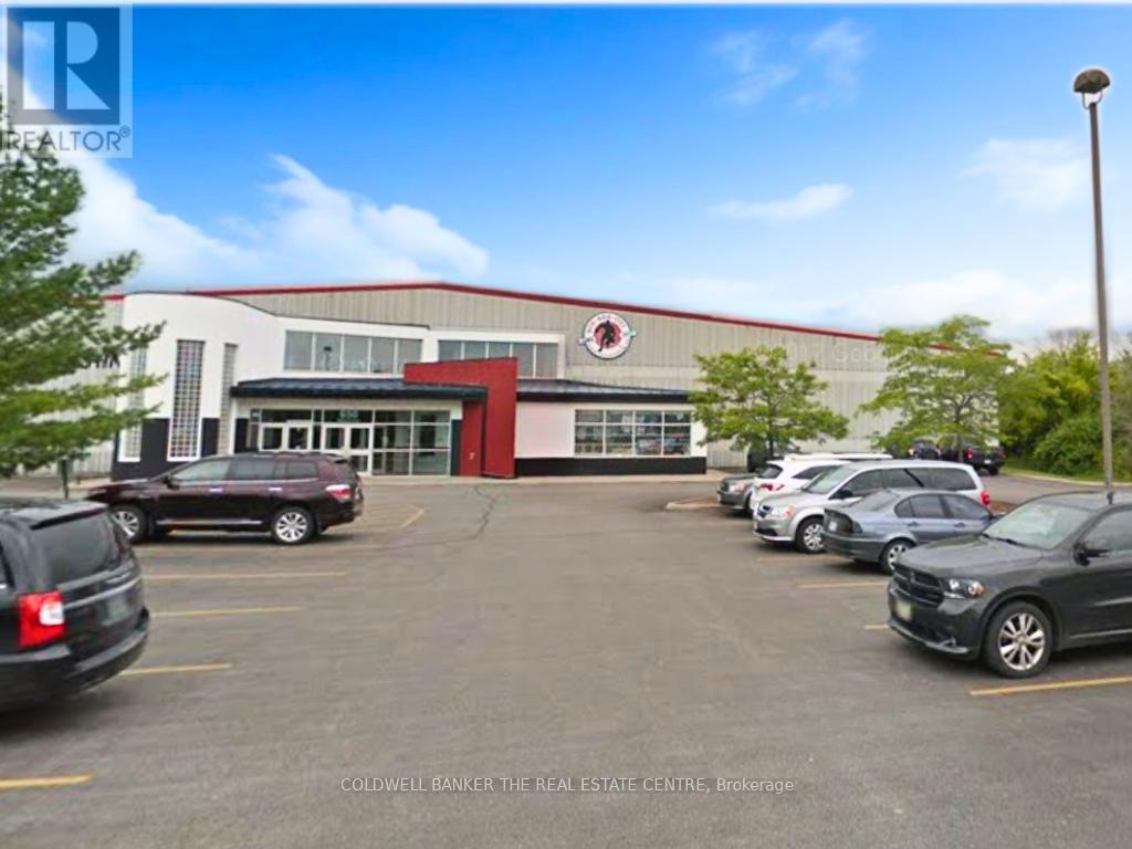 Photo 1 of Main Fl Room 650 Edward Avenue, Richmond Hill ON