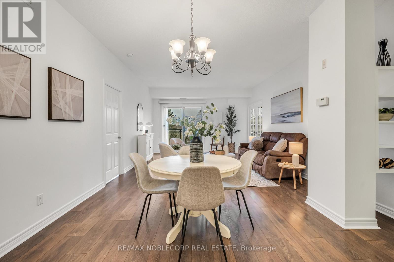 Photo 20 of 319 121 Woodbridge Avenue, Vaughan ON