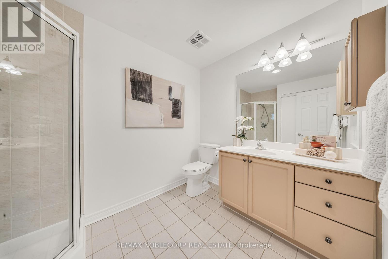 Photo 35 of 319 121 Woodbridge Avenue, Vaughan ON