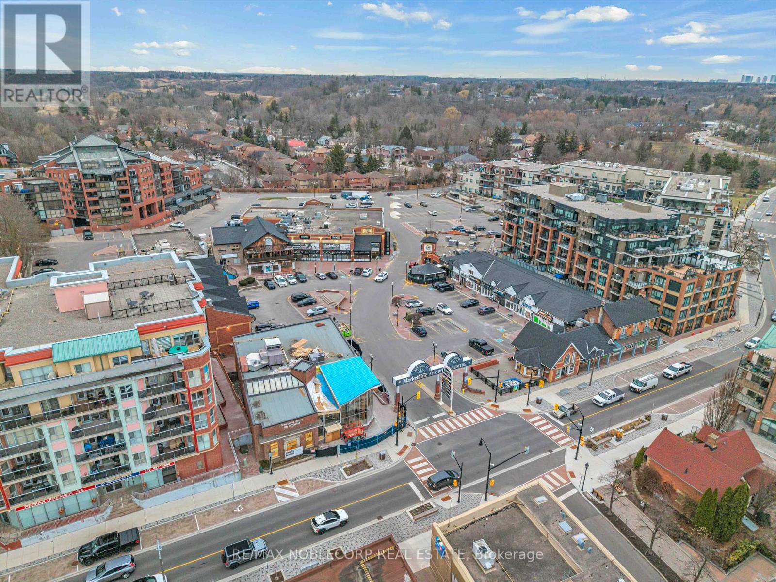 Photo 16 of 319 121 Woodbridge Avenue, Vaughan ON