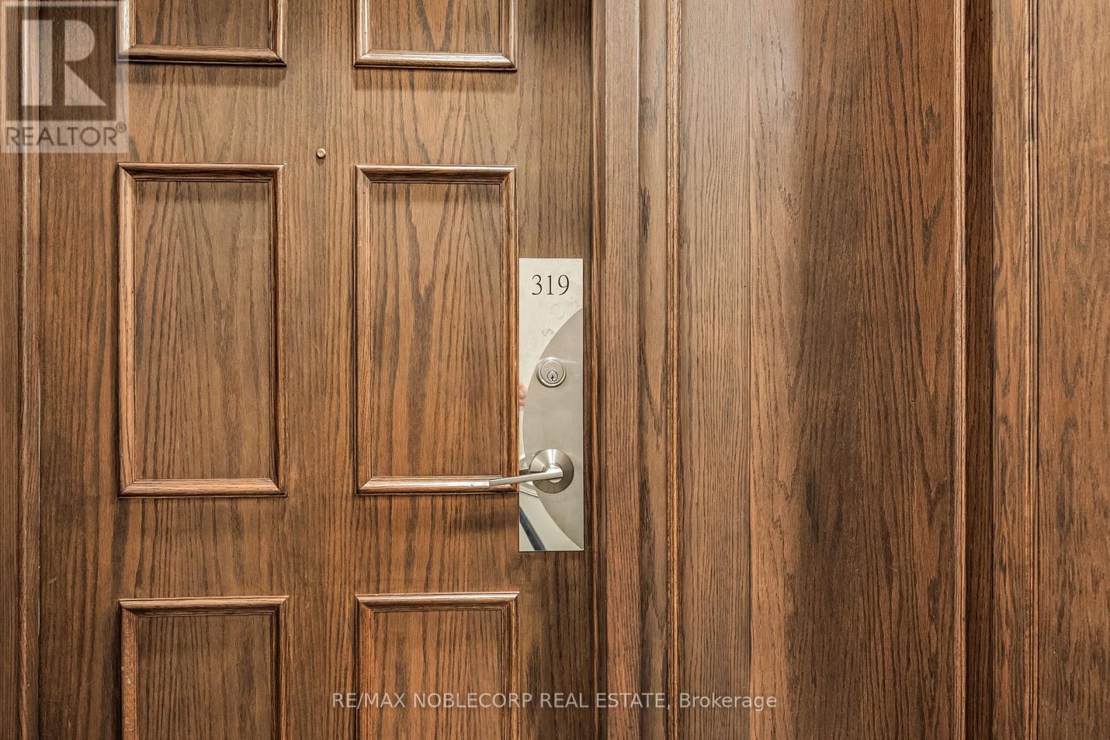 Photo 19 of 319 121 Woodbridge Avenue, Vaughan ON