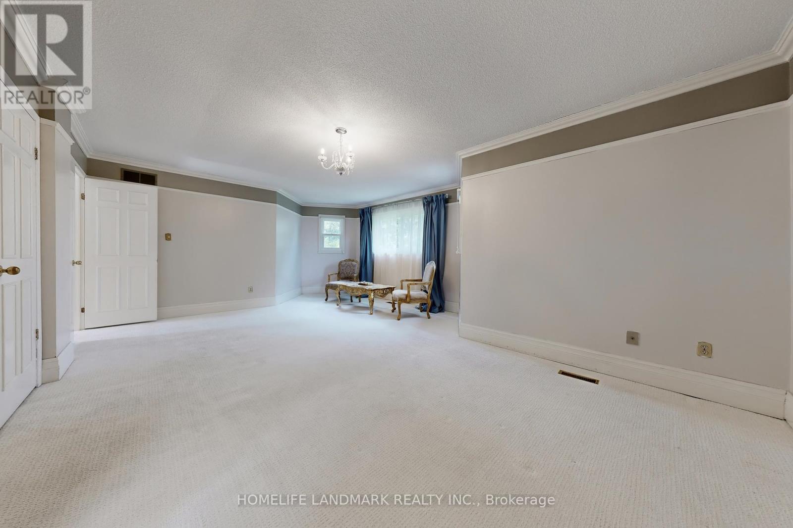 Photo 31 of 15 Hollingham Road, Markham ON