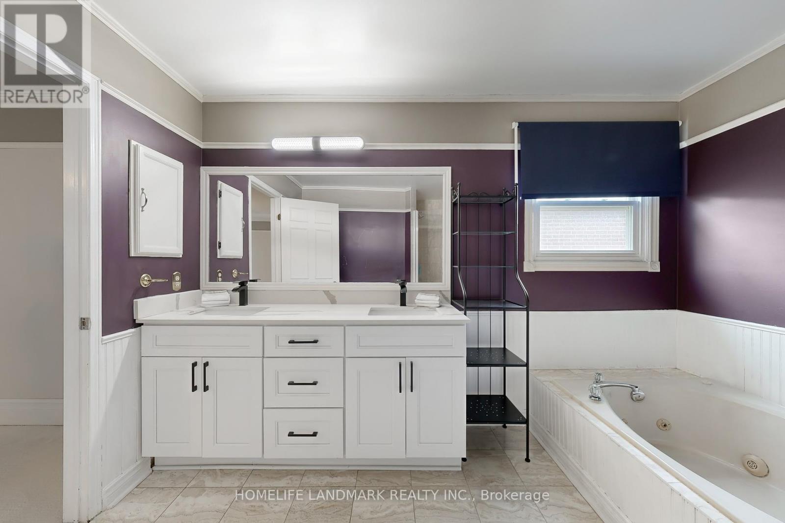 Photo 49 of 15 Hollingham Road, Markham ON