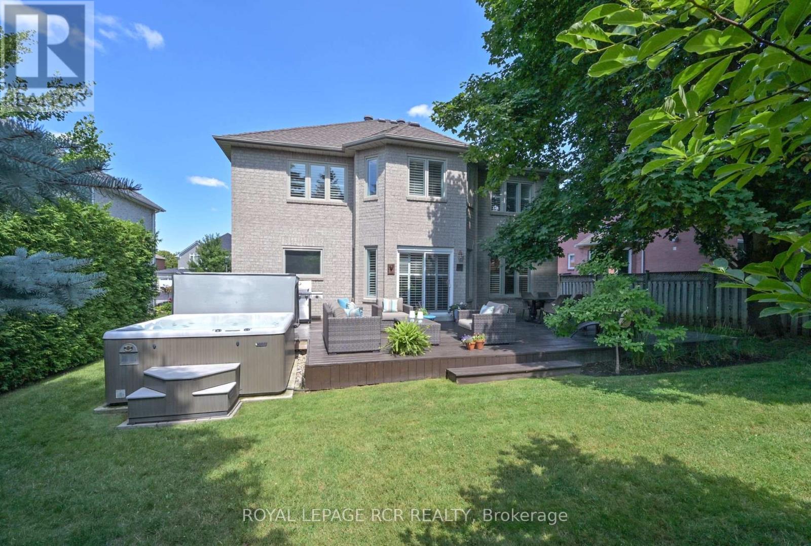 Photo 43 of 908 Schaeffer Outlook, Newmarket ON