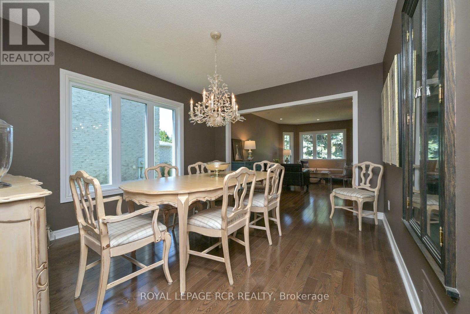 Photo 9 of 908 Schaeffer Outlook, Newmarket ON