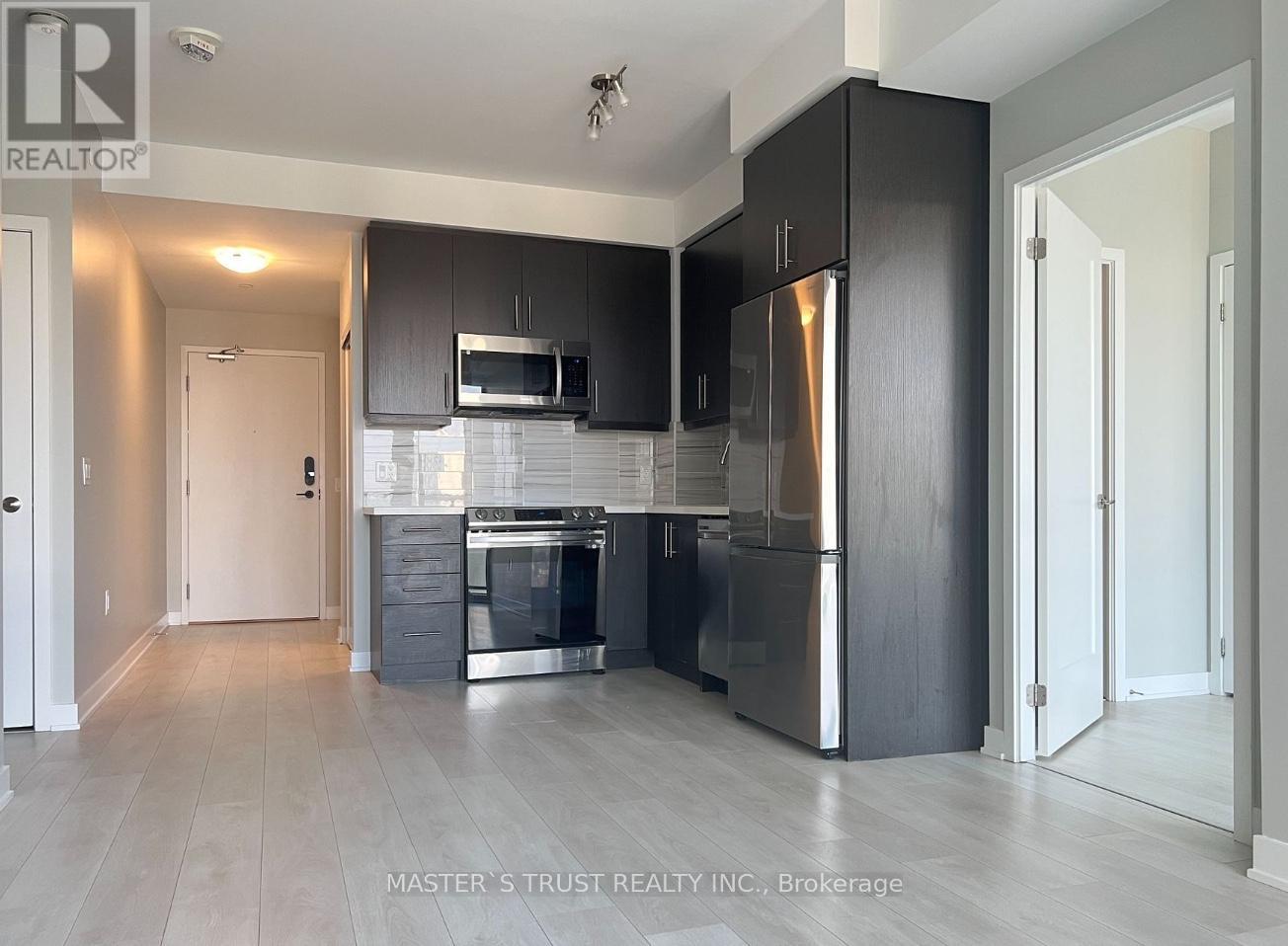 Photo 2 of 1907 95 Oneida Crescent, Richmond Hill ON