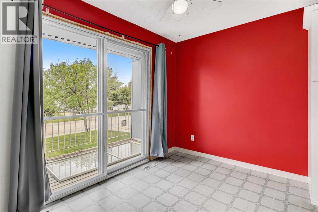 Single Family House Bi-level for Sale in  A Street Mountview Grande Prairie 
