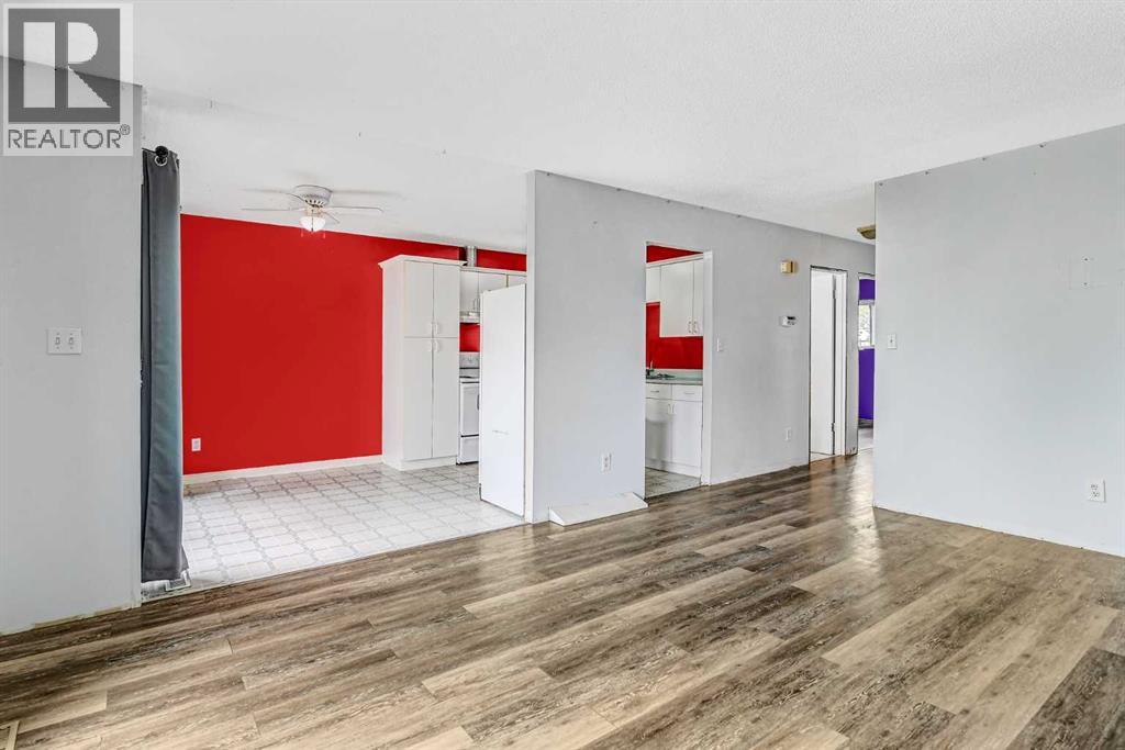 Single Family House Bi-level for Sale in  A Street Mountview Grande Prairie 