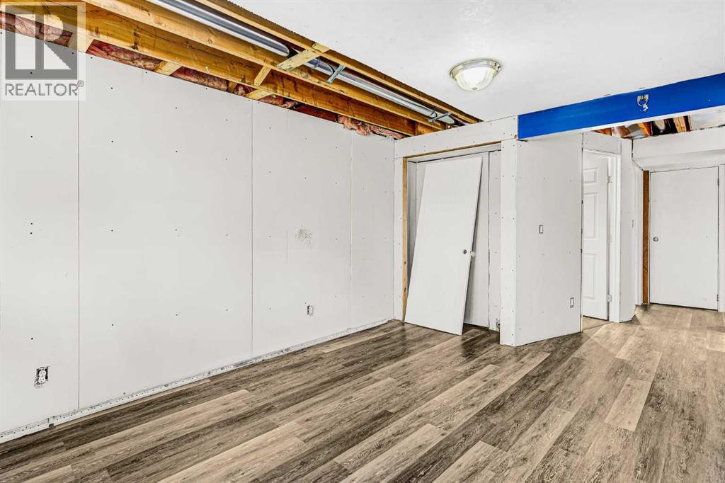 Single Family House Bi-level for Sale in  A Street Mountview Grande Prairie 