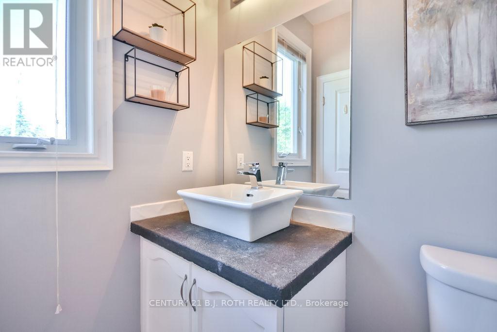 Photo 28 of 58 Christy Drive, Wasaga Beach ON