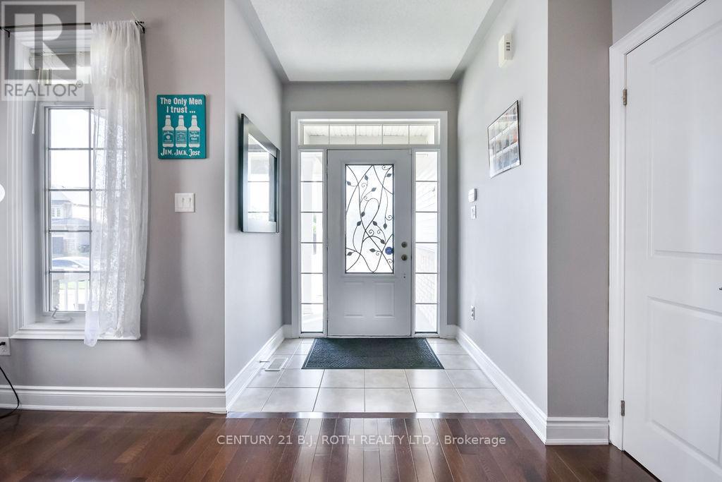 Photo 14 of 58 Christy Drive, Wasaga Beach ON