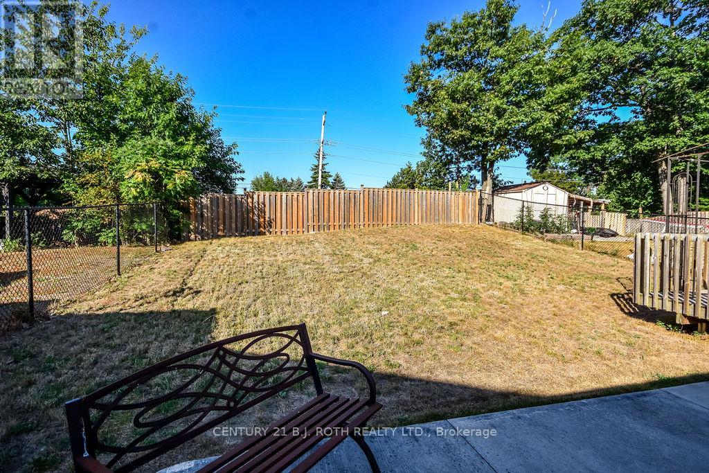 Photo 32 of 58 Christy Drive, Wasaga Beach ON