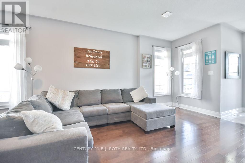 Photo 27 of 58 Christy Drive, Wasaga Beach ON