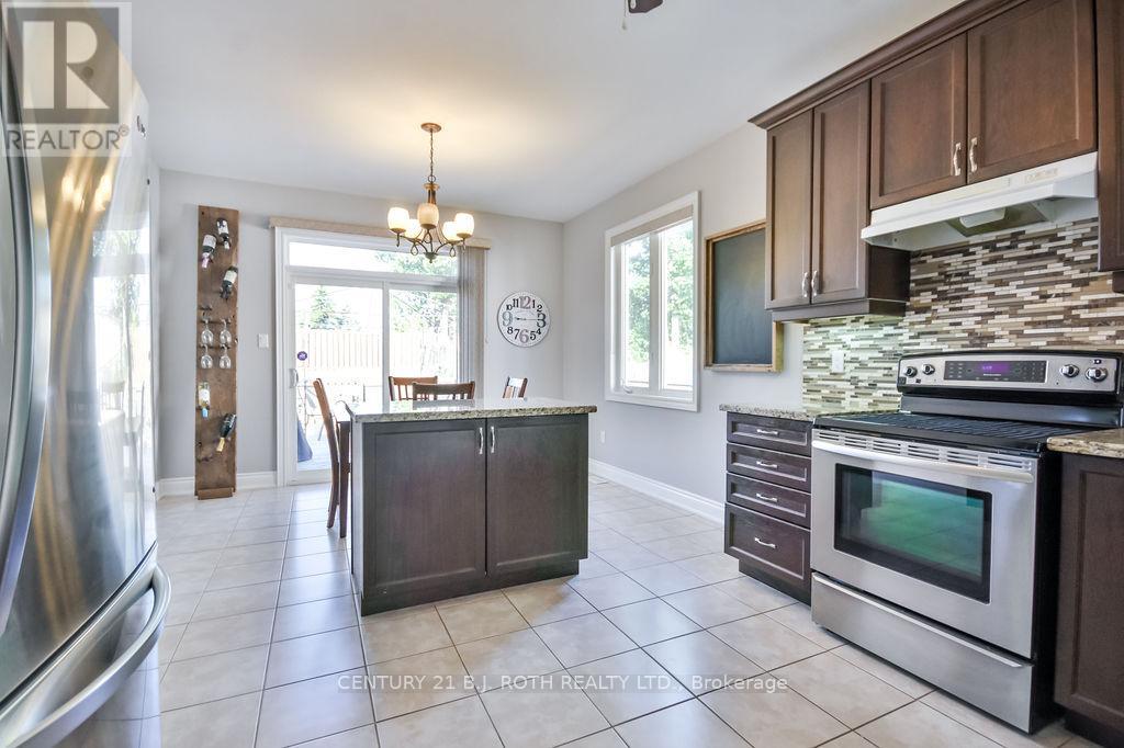 Photo 29 of 58 Christy Drive, Wasaga Beach ON