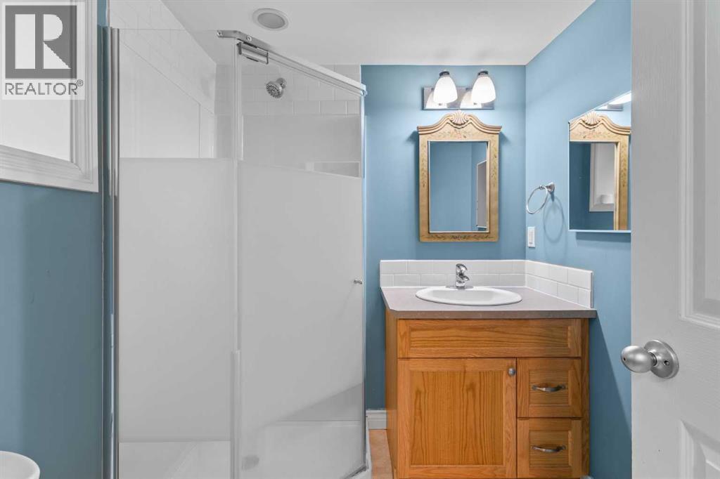 Photo 17 of 1831 18 A Street Sw, Calgary AB
