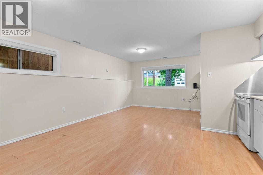 Photo 29 of 1831 18 A Street Sw, Calgary AB