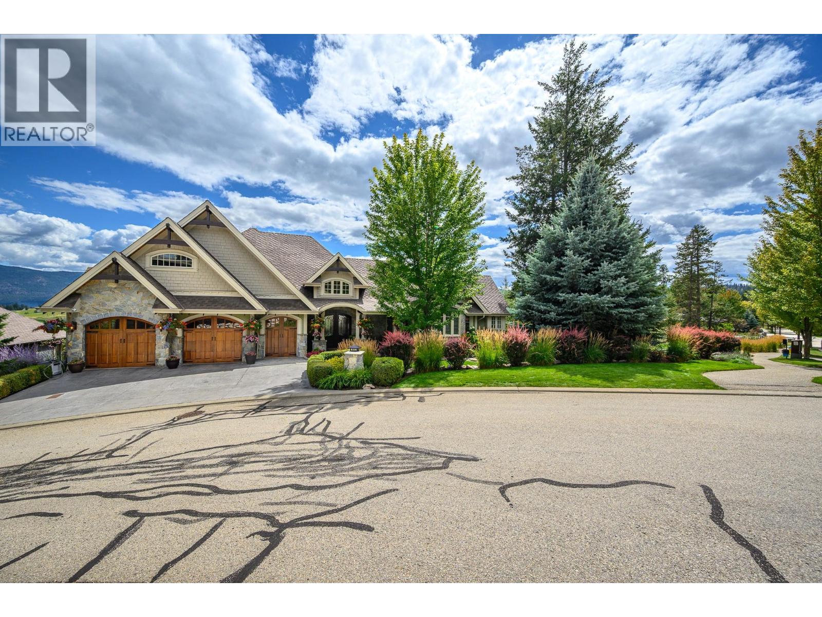 Photo 8 of 602 Falcon Point Way, Vernon BC