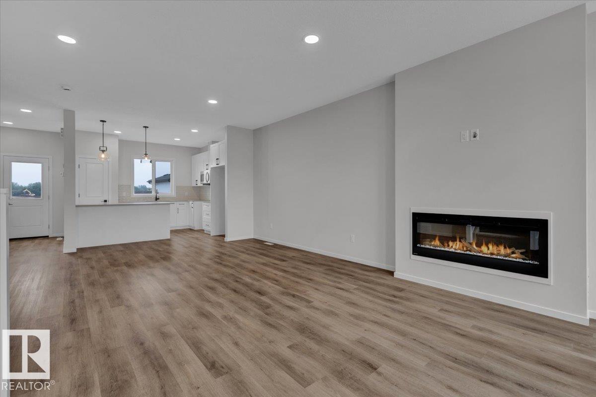 Photo 3 of 25 Ficus Wy, Fort Saskatchewan AB